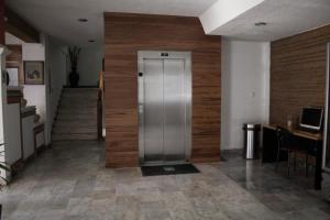 estanza hotel and suites