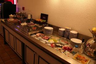 Hotel Le Relais Pau-Lons,,3 star