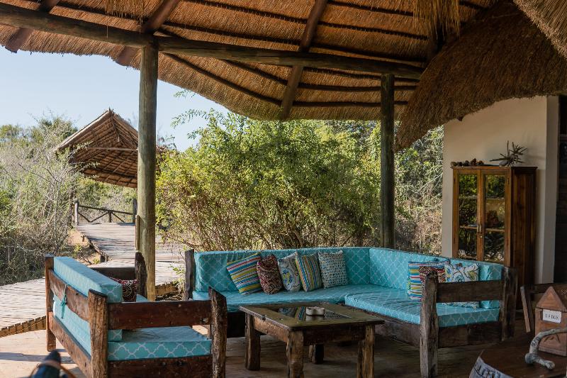 saadani safari lodge