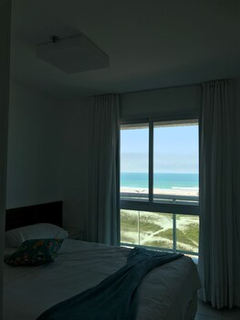 flat mandai
