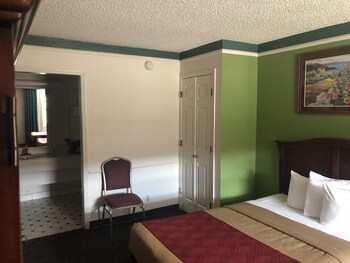 americas best value inn denver