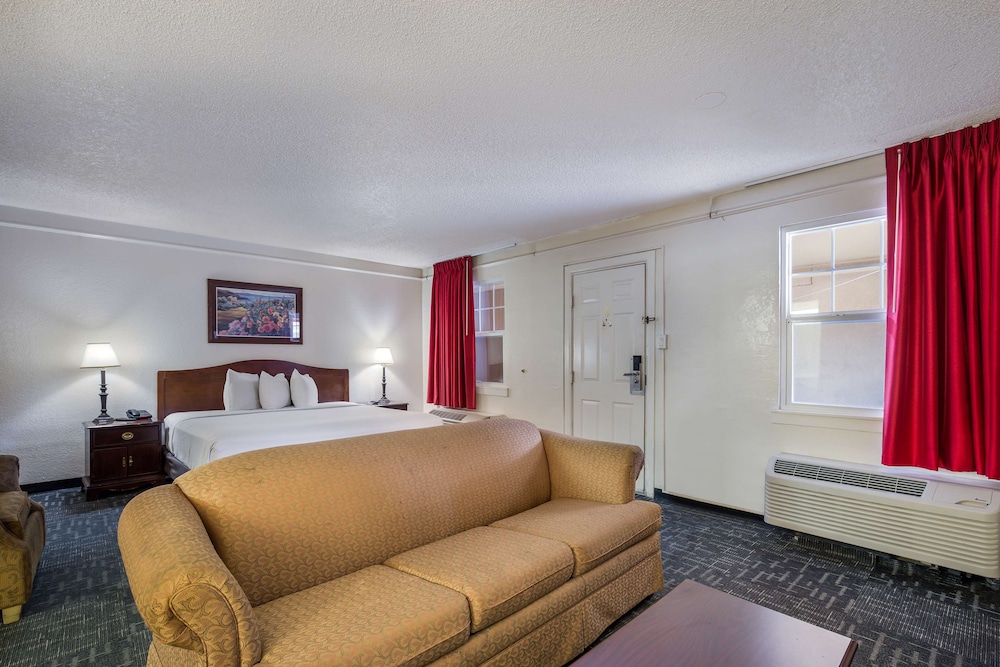 americas best value inn denver