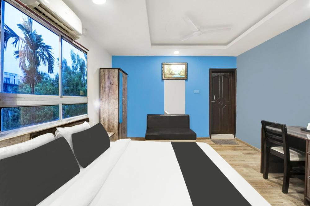 super townhouse hatigaon near medicity formerly hotel grand majesty