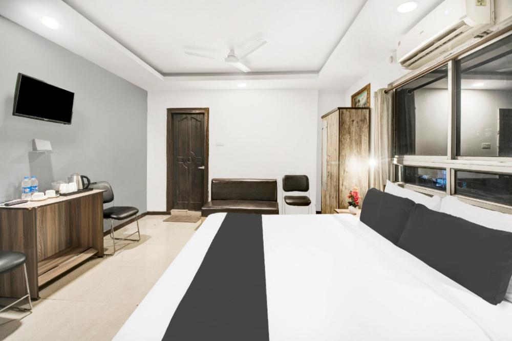 super townhouse hatigaon near medicity formerly hotel grand majesty