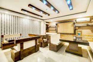 Super Townhouse Hatigaon Near Medicity Formerly Hotel Grand Majesty,Hatigaon>>Guwahati,4 star