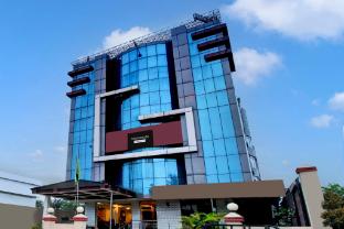 super townhouse hatigaon near medicity formerly hotel grand majesty