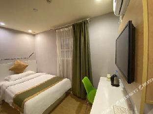 motel the bund qipu road tiantong road metro station