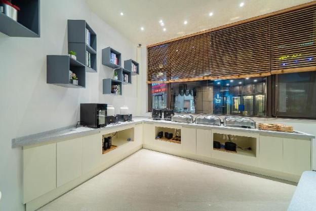hanting premium hotel shanghai xinzhuang business