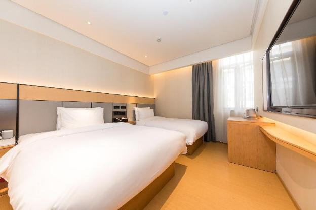 ji hotel shanghai hongqiao hongjing road