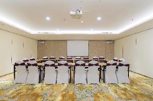 ji hotel dalian railway station