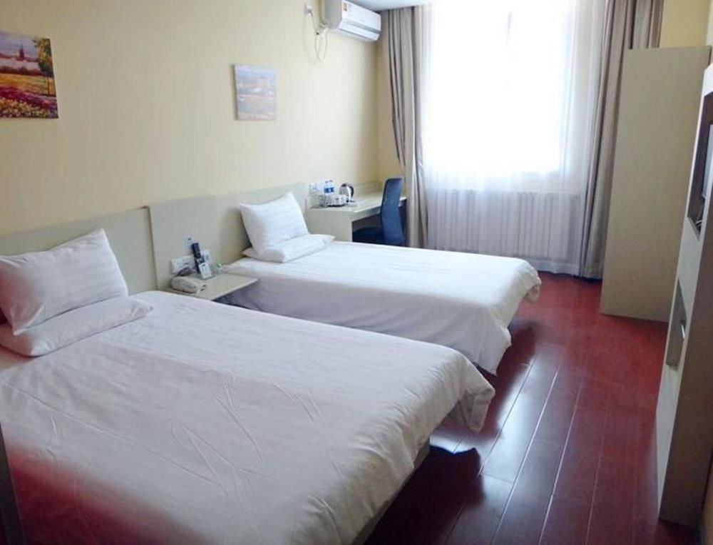 ji hotel dalian railway station