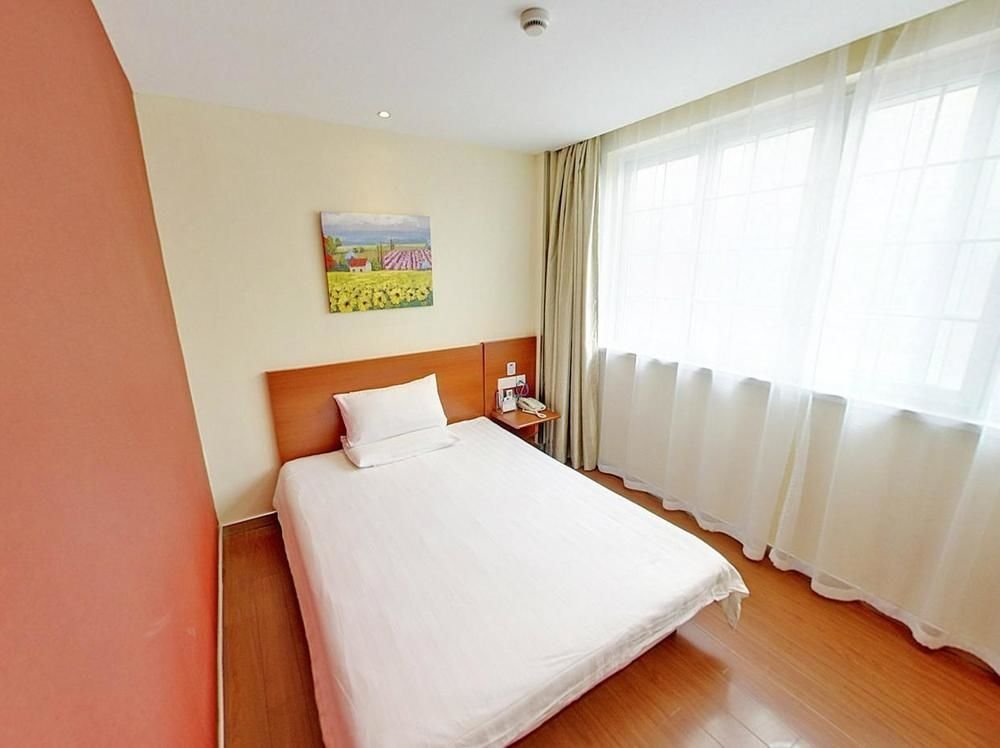 ji hotel dalian railway station