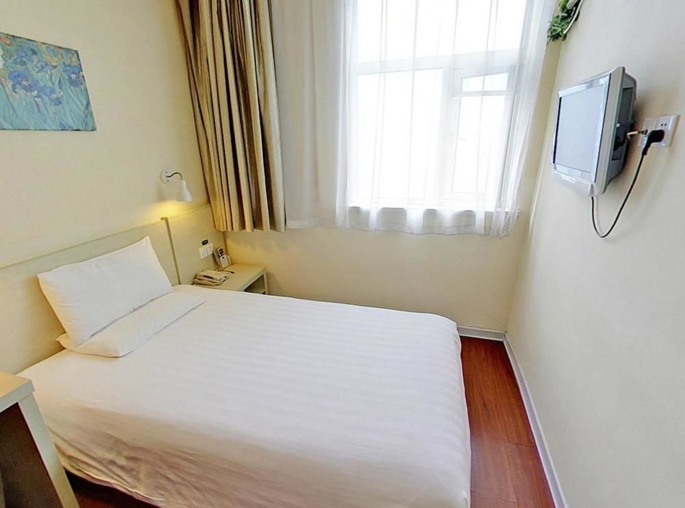 ji hotel dalian railway station