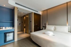 atour hotel suzhou north high speed railway stati