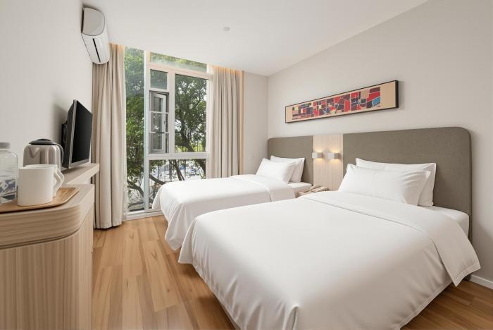 hanting hotel guangzhou wushan metro station