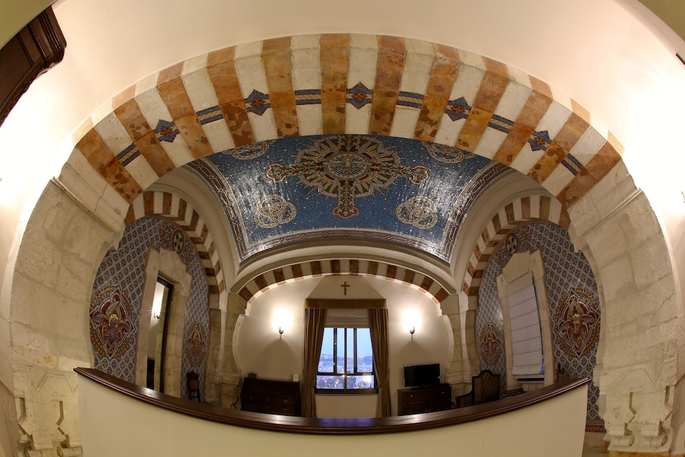 notre dame of jerusalem center