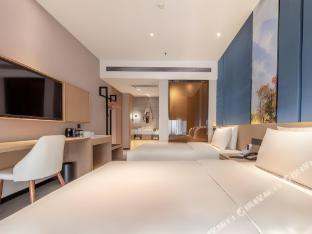 atour light residence hotel nanping pedestrian street kunming
