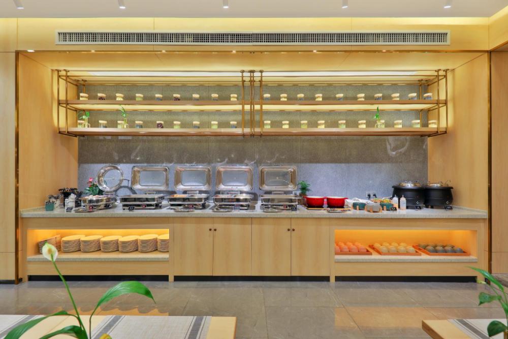 crystal orange hotel kunming nanping pedestrian street
