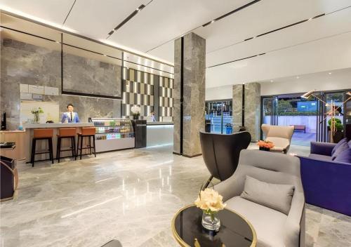 echarm hotel guiyang north high speed railway station