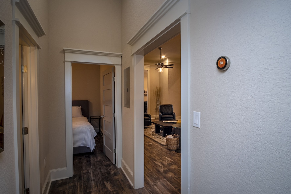 brand new large impressive house near downtown