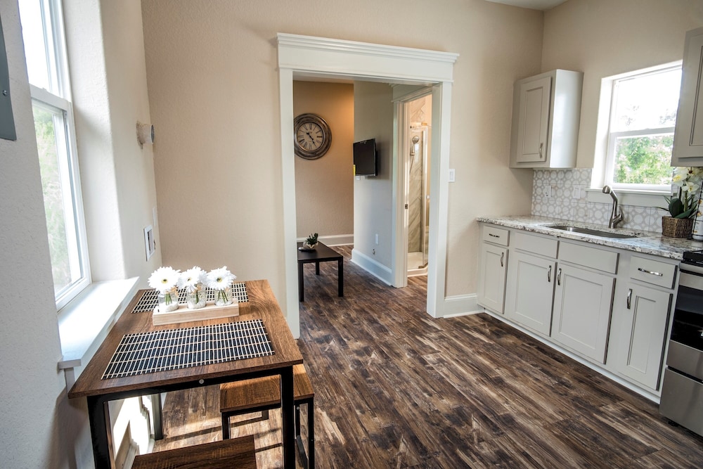 brand new large impressive house near downtown