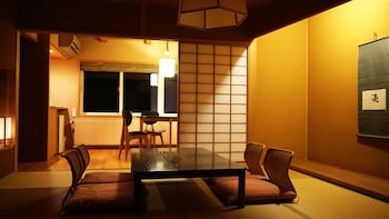 wakakiryokan