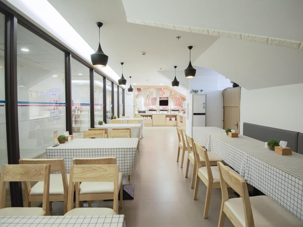 hanting hotel tangshan jianshe nan road nanhu park