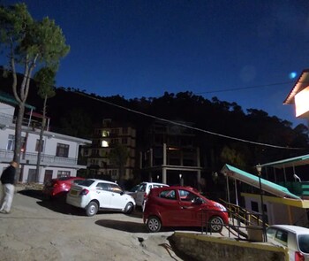 Sartajhome,,0 star