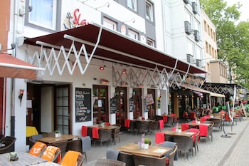 City Apartments In Köln Am Rheingarten,,0 star