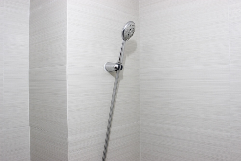 elegant 2br gateway pasteur apartment near exit toll pasteur
