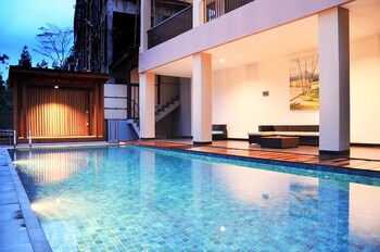 Cempaka 5 Villa 7 Bedrooms With A Private Pool,,3.5 star