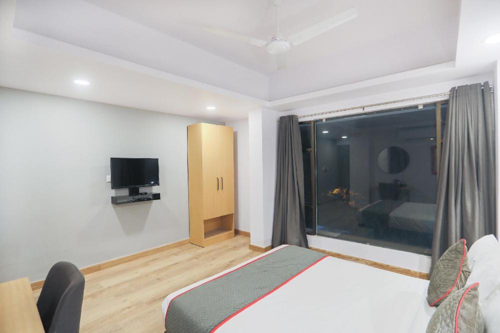 oyo townhouse 152 hotel suncitel airport