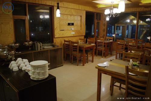 Hotel The Green Apple,Manali>>Kullu,3 star