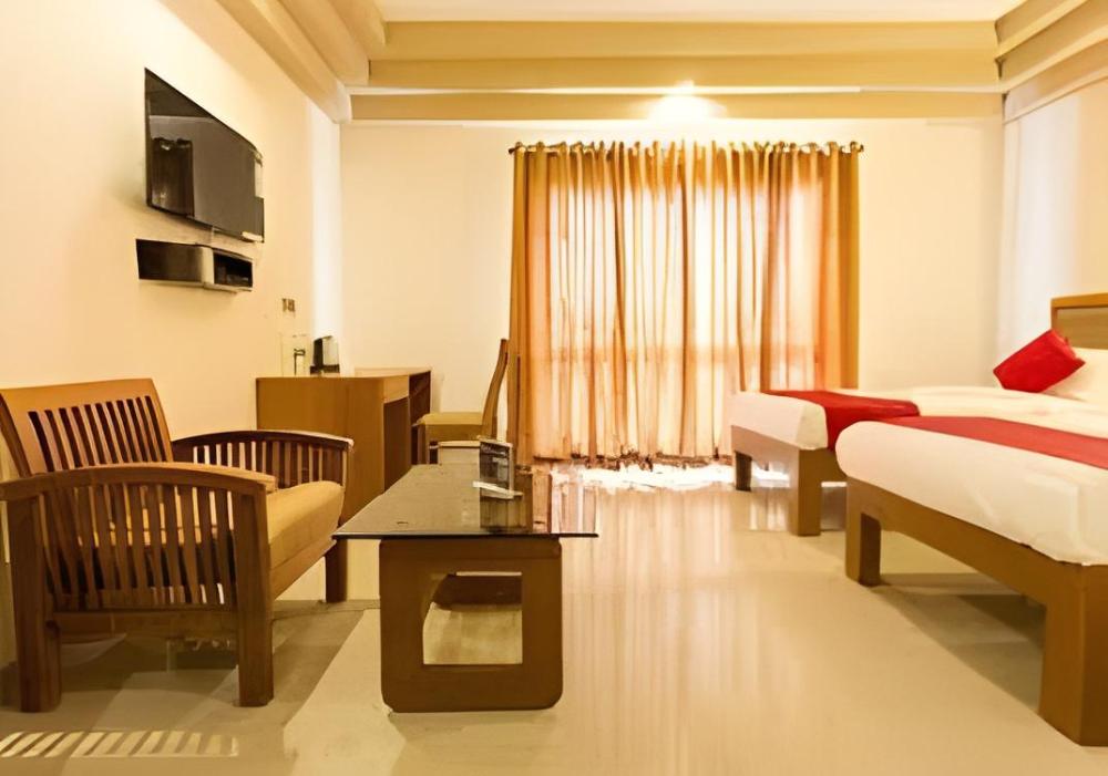 garden inn business hotel cochin
