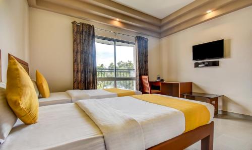 garden inn business hotel cochin