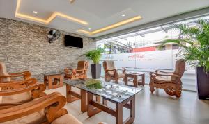 garden inn business hotel cochin