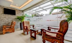 garden inn business hotel cochin