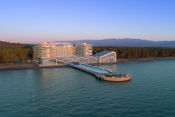 autograph collection paragraph resort and spa shekvetili