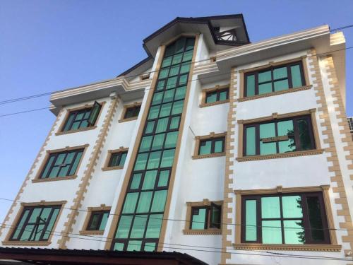 hotel royal milad