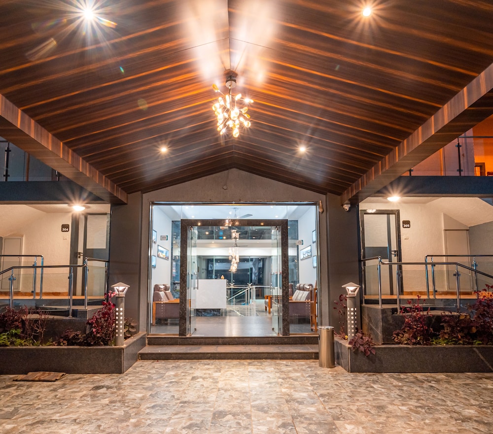cloud mist resort and spa
