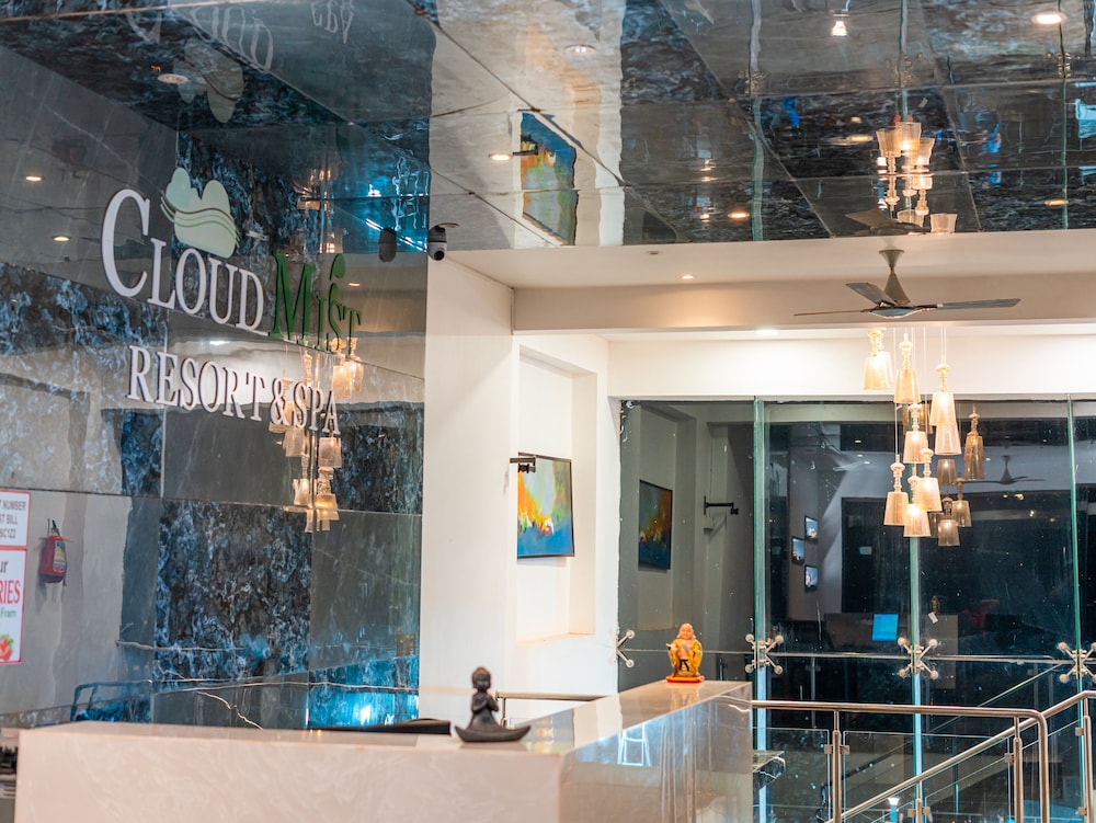 cloud mist resort and spa