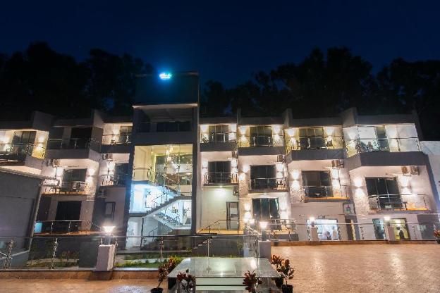 cloud mist resort and spa