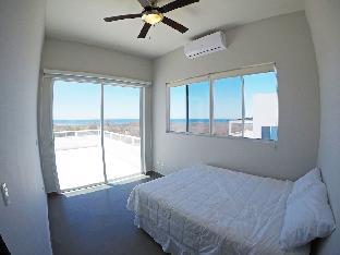 Surf Ranch Popoyo,,3.5 star