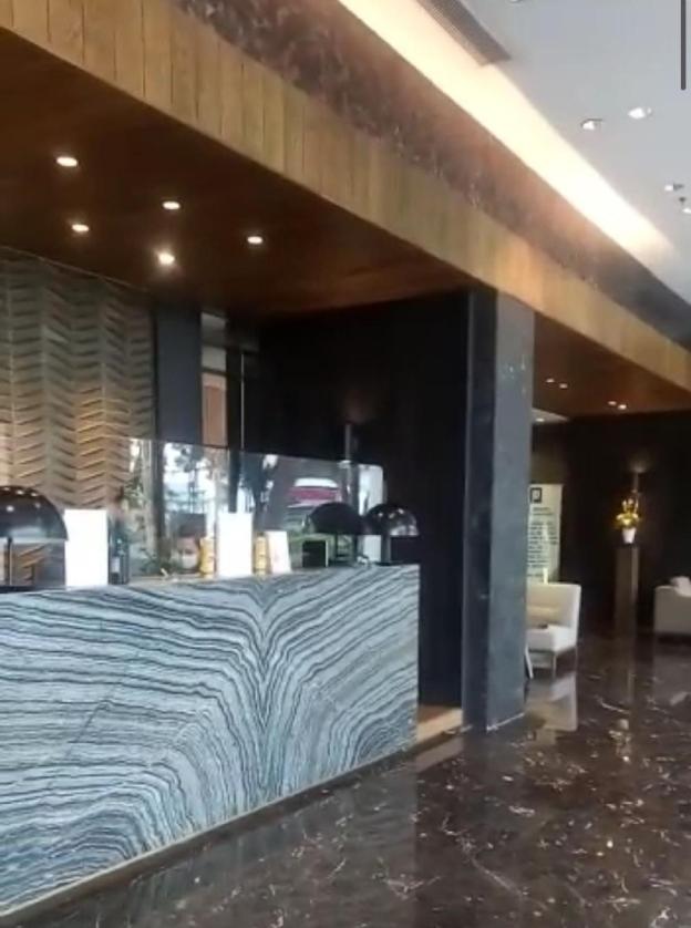 u residence karawaci by ana room
