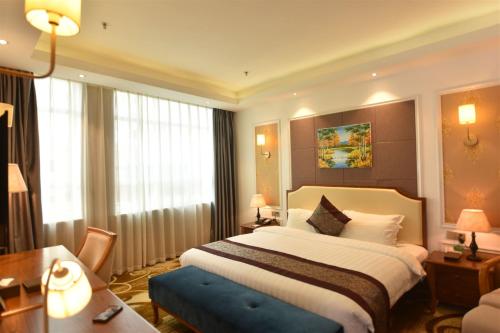 hong van grand hotel