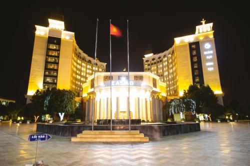 hong van grand hotel