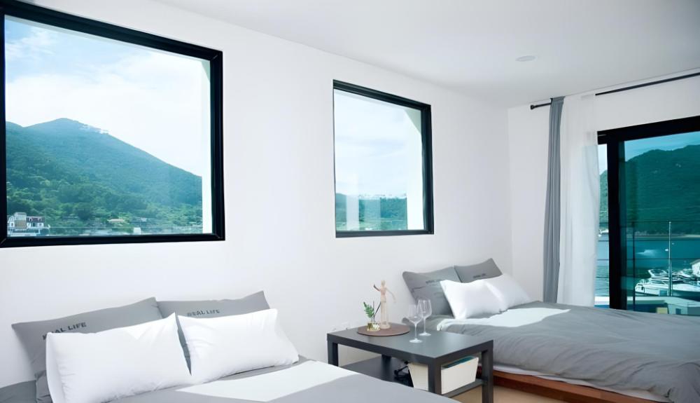 tongyeong chorokbitbada pension