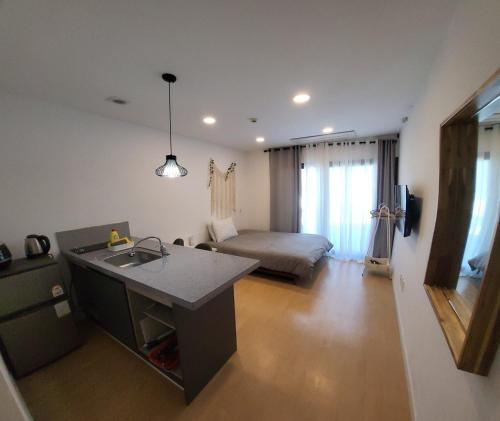 tongyeong chorokbitbada pension