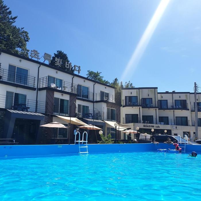 tongyeong chorokbitbada pension