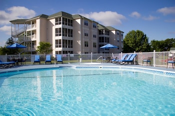 the suites at fall creek